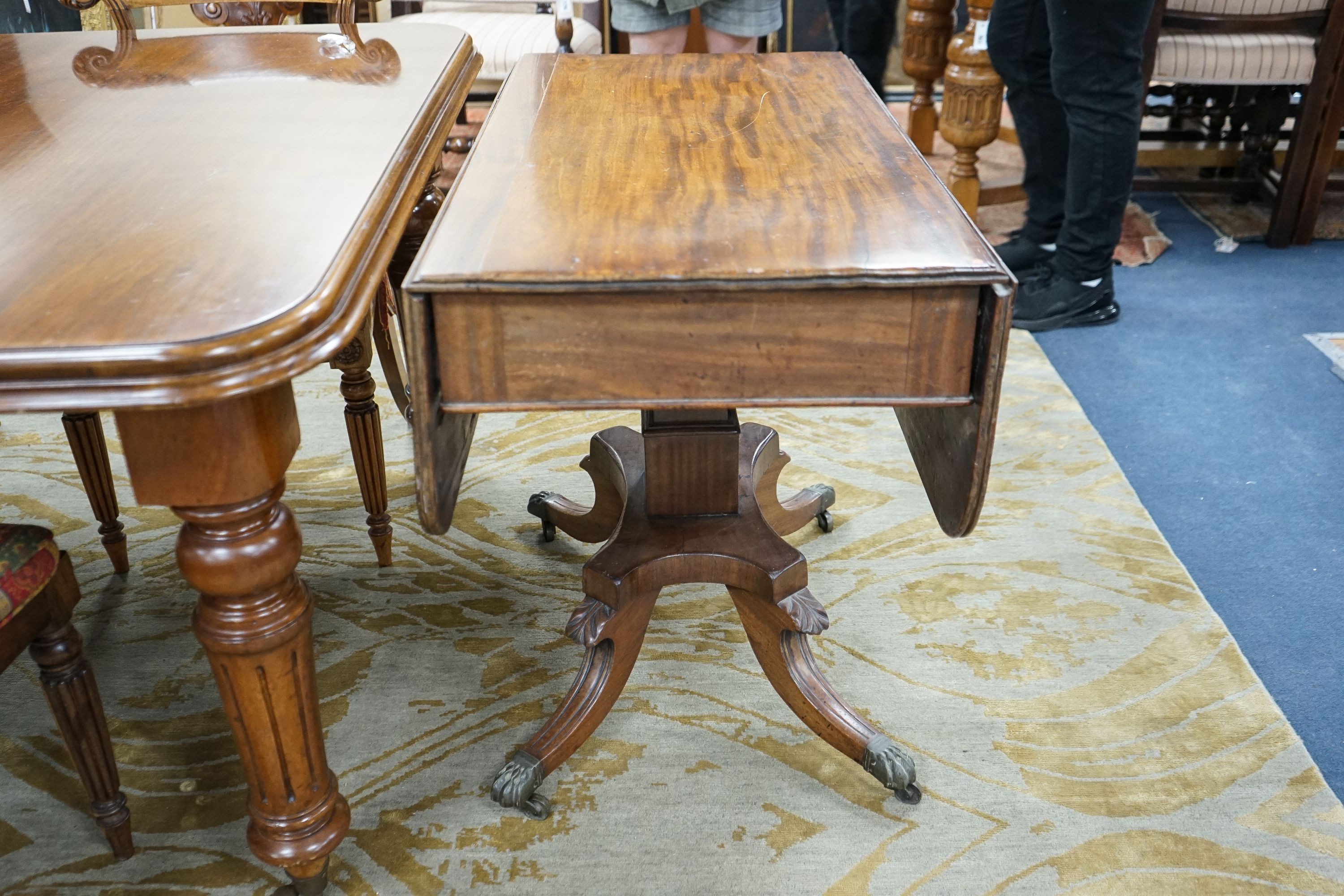 A Regency mahogany drop flap Pembroke breakfast table, width 90cm, depth 49cm, height 72cm